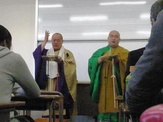 「どう見てもお坊さんだよね」：画像