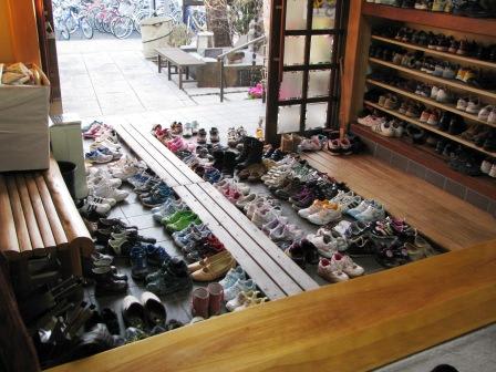 こんな日に他のおてらの手伝いなんかしちゃいけません。：画像