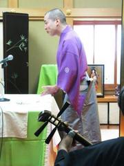 我慢して掃かない：画像